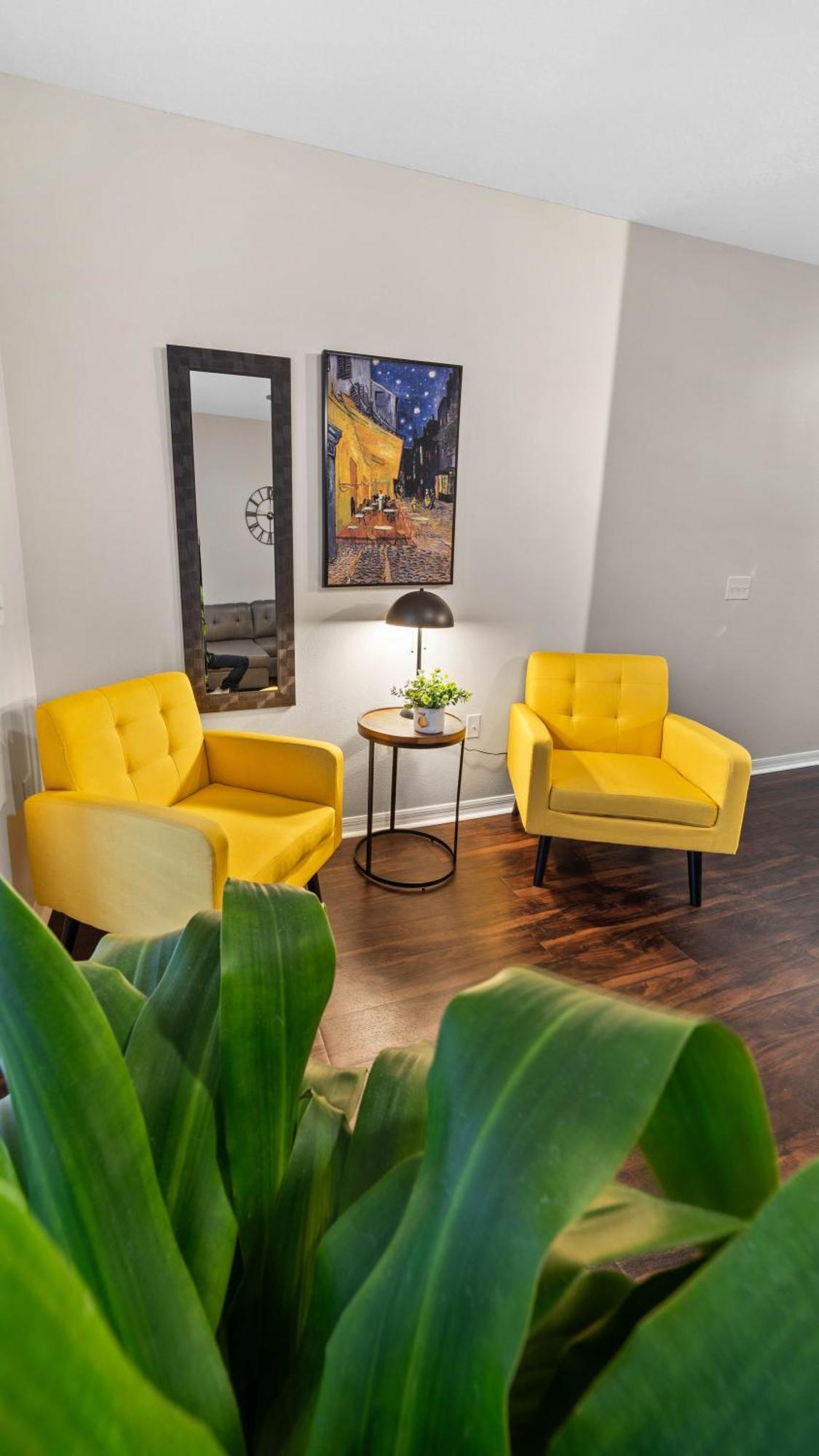 Cozy 2Br2Ba Gem-Near Airport Apartment Тампа Екстериор снимка